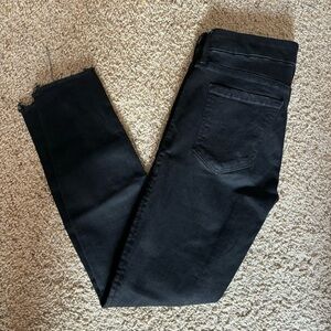 MOTHER The Looker Ankle Fray, black, size 26